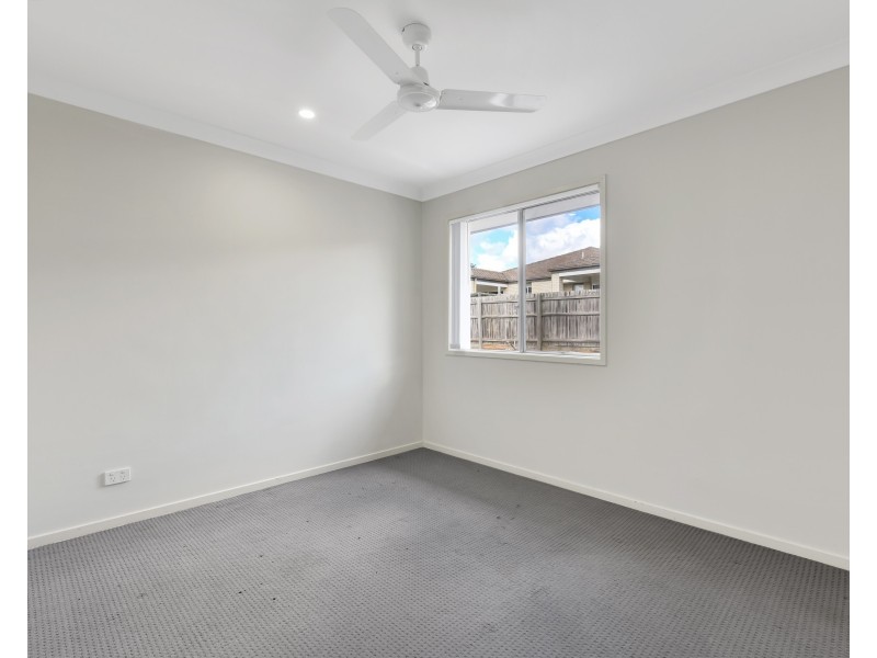 7 Essington Mews, Leichhardt QLD 4305