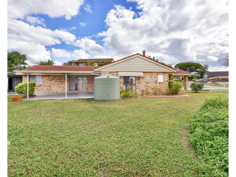 8 Athos Street, Riverhills QLD 4074