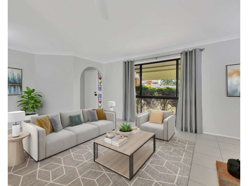 8 Athos Street, Riverhills QLD 4074