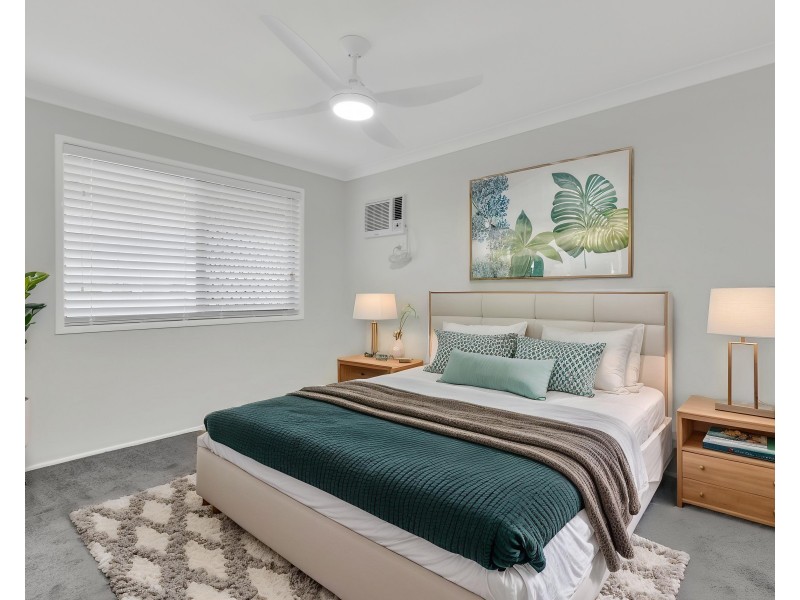8 Athos Street, Riverhills QLD 4074