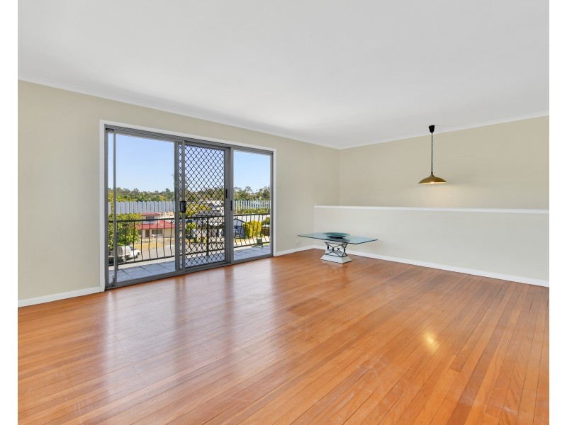 3 Transom Close, Jamboree Heights QLD 4074