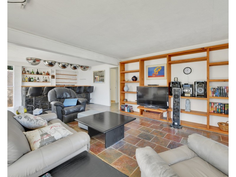 3 Transom Close, Jamboree Heights QLD 4074