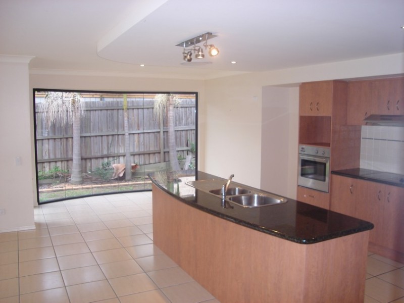 Sinnamon Park QLD 4073