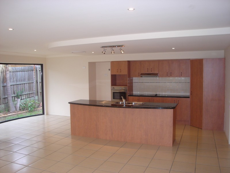 Sinnamon Park QLD 4073