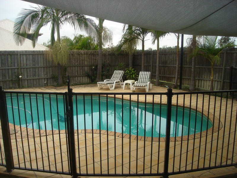 Sinnamon Park QLD 4073