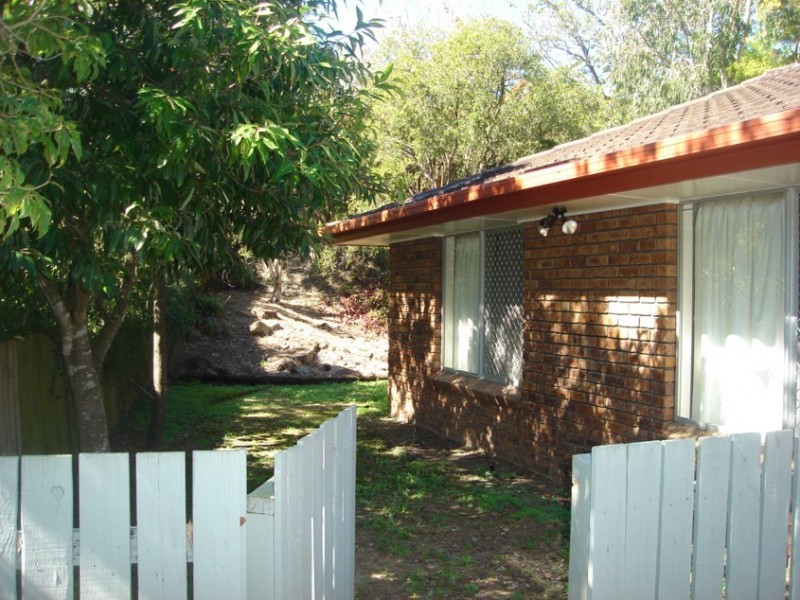 Jindalee QLD 4074