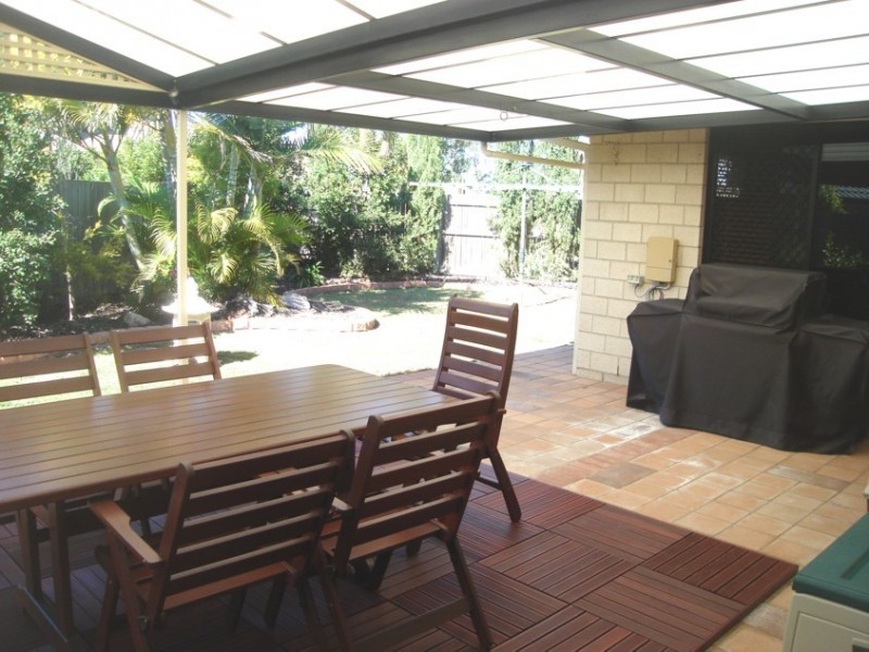 Sinnamon Park QLD 4073
