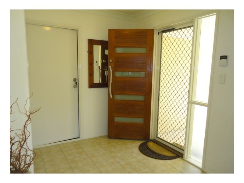 Seventeen Mile Rocks QLD 4073