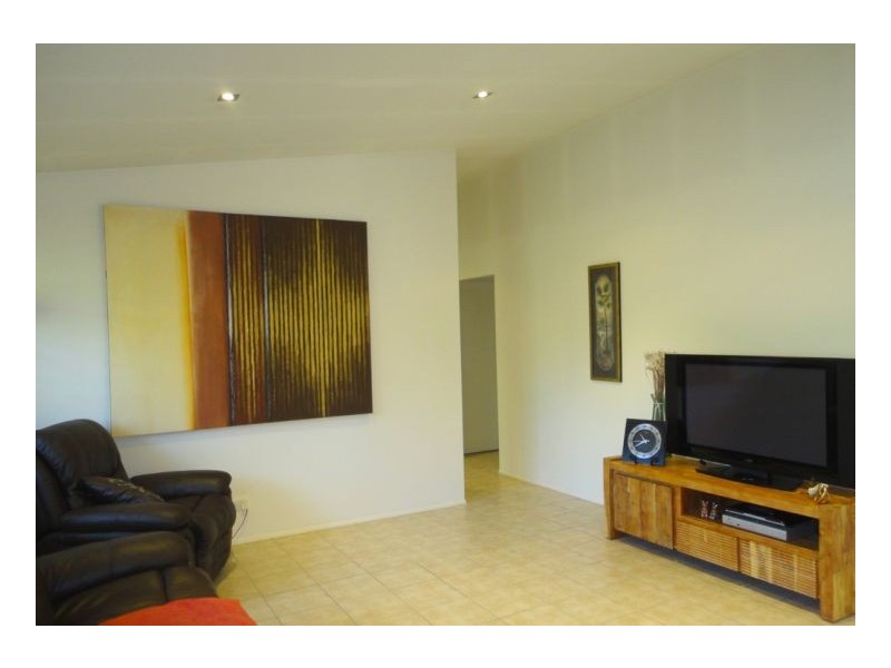 Seventeen Mile Rocks QLD 4073