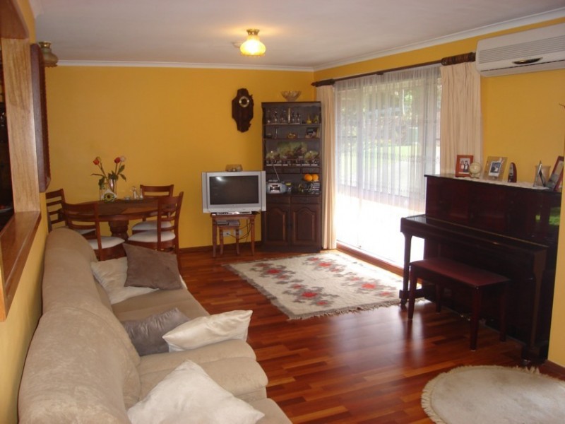 Jindalee QLD 4074