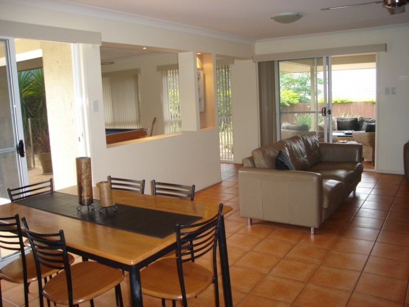 Sinnamon Park QLD 4073