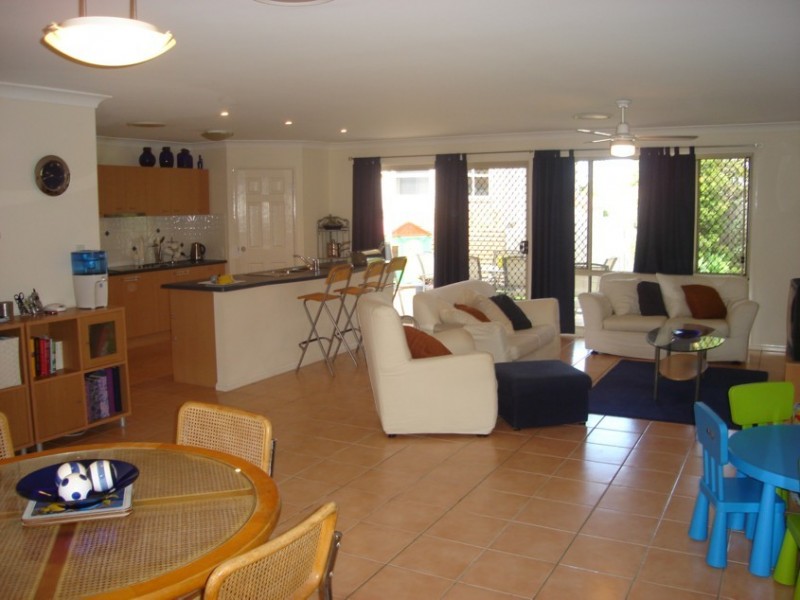 Sinnamon Park QLD 4073