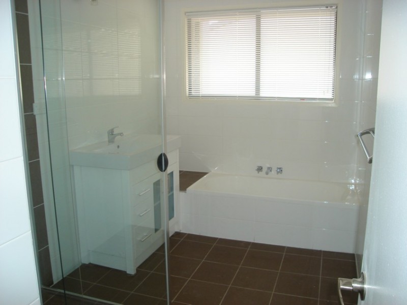 Jindalee QLD 4074