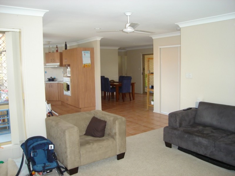 Seventeen Mile Rocks QLD 4073