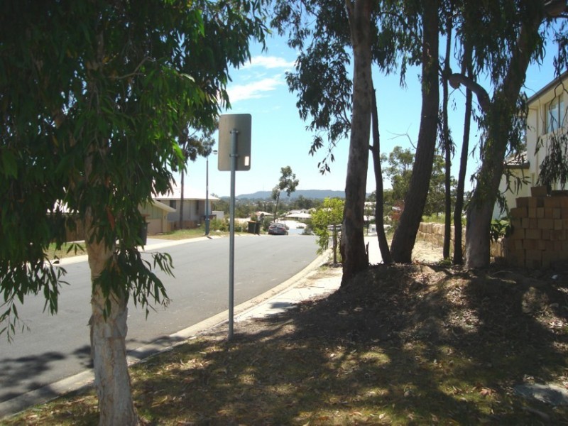 Seventeen Mile Rocks QLD 4073