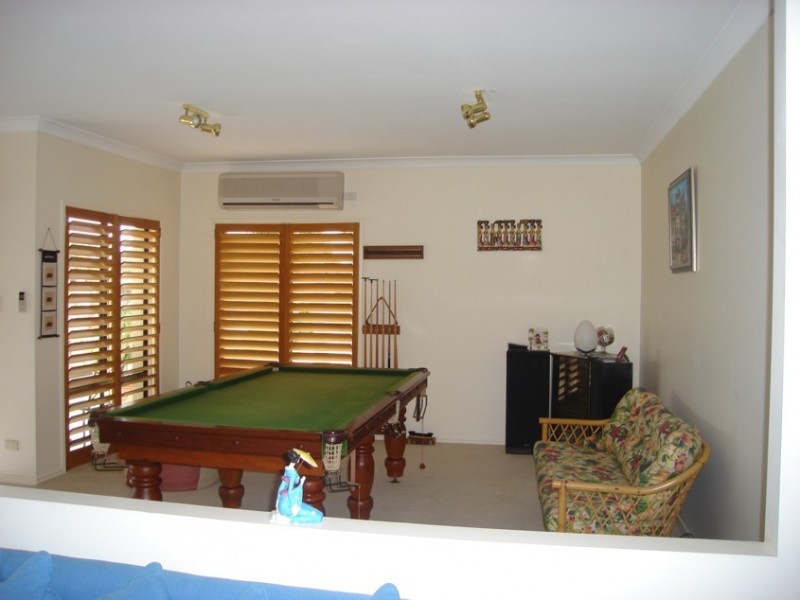 2 Jacaranda Close, Sinnamon Park QLD 4073