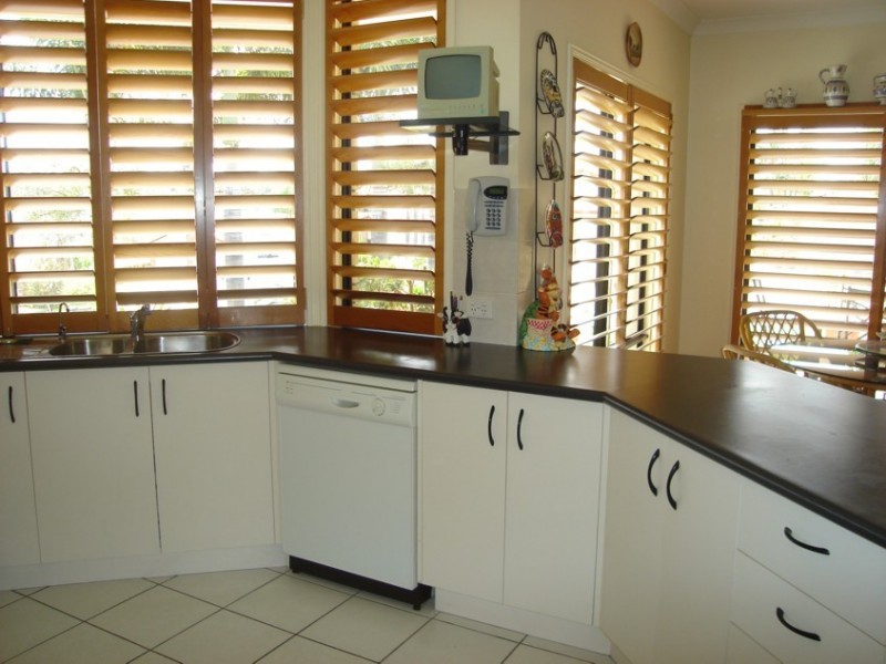 2 Jacaranda Close, Sinnamon Park QLD 4073