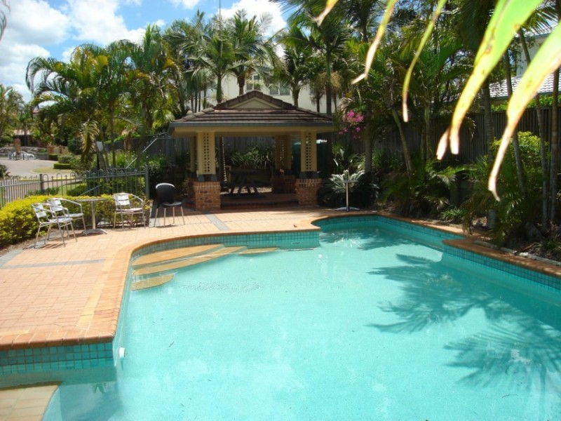 Mount Ommaney QLD 4074