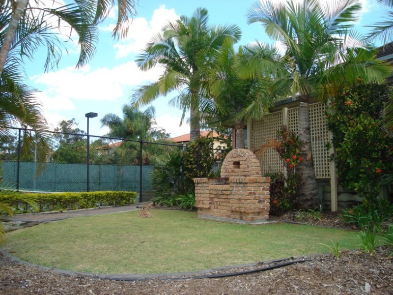 Mount Ommaney QLD 4074