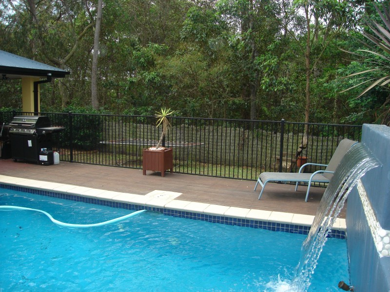 18 Barklya Place, Sinnamon Park QLD 4073