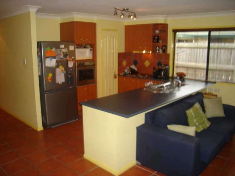 18 Barklya Place, Sinnamon Park QLD 4073