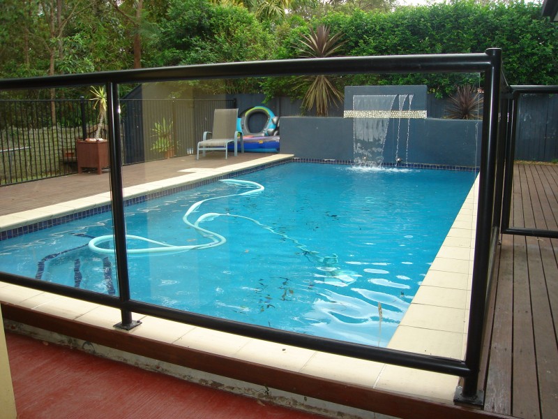 18 Barklya Place, Sinnamon Park QLD 4073