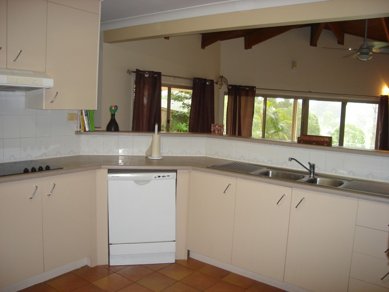 Mount Ommaney QLD 4074