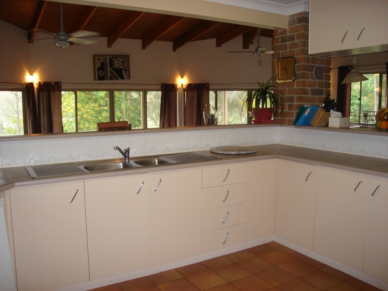 Mount Ommaney QLD 4074