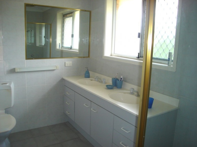 Sinnamon Park QLD 4073