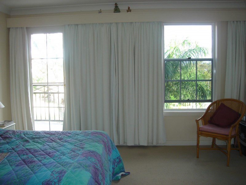 Mount Ommaney QLD 4074