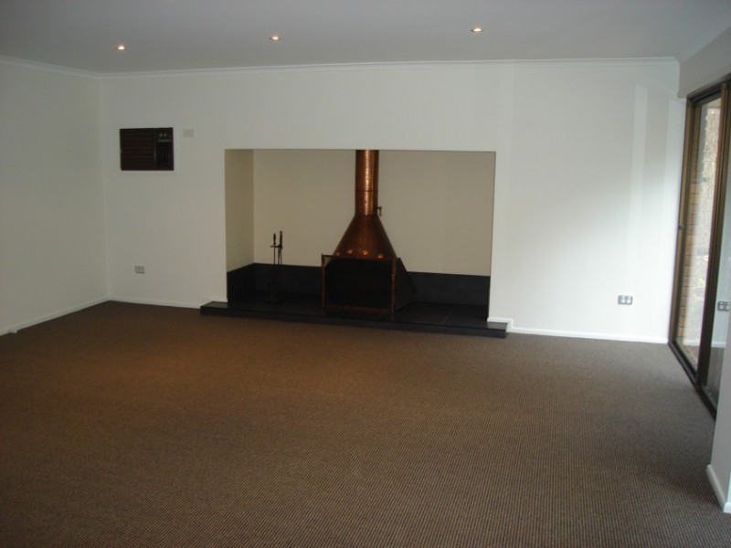 Mount Ommaney QLD 4074