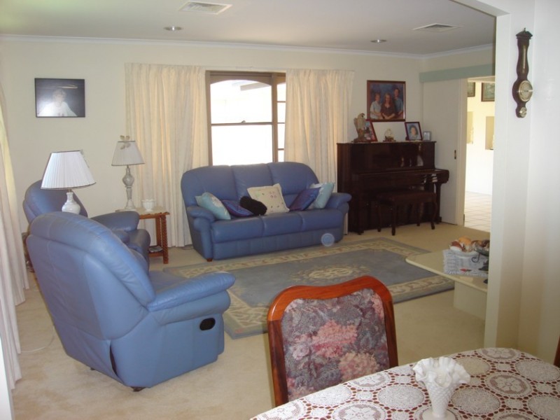 Jindalee QLD 4074