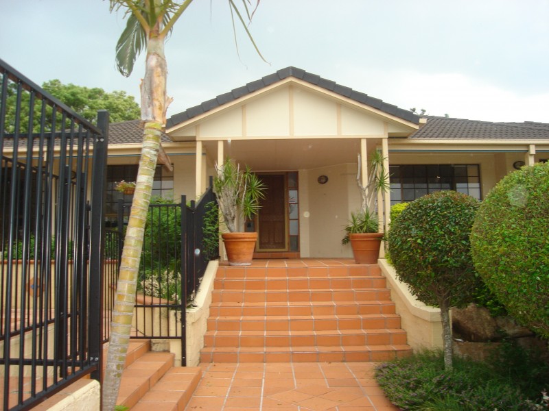 Sinnamon Park QLD 4073