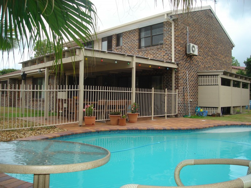 Mount Ommaney QLD 4074