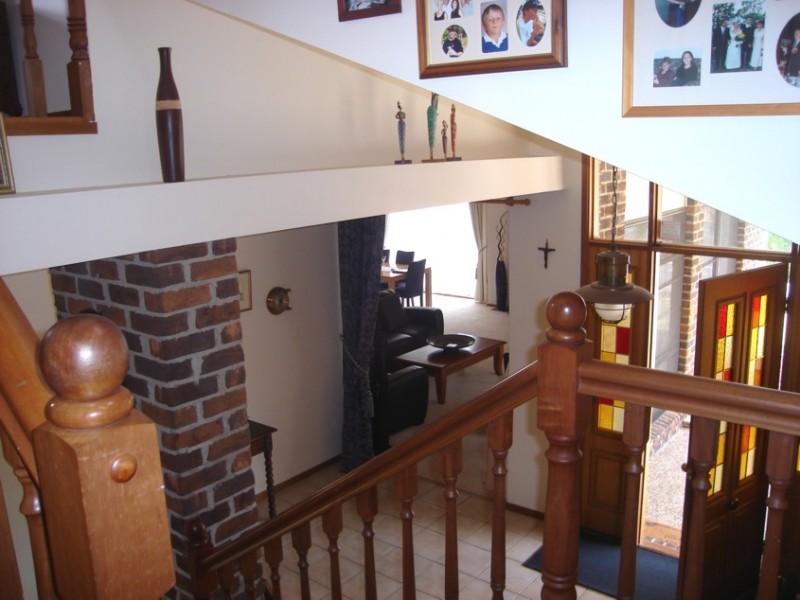 Mount Ommaney QLD 4074