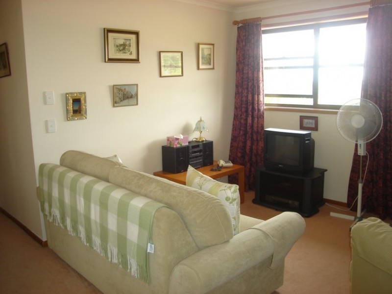 Mount Ommaney QLD 4074