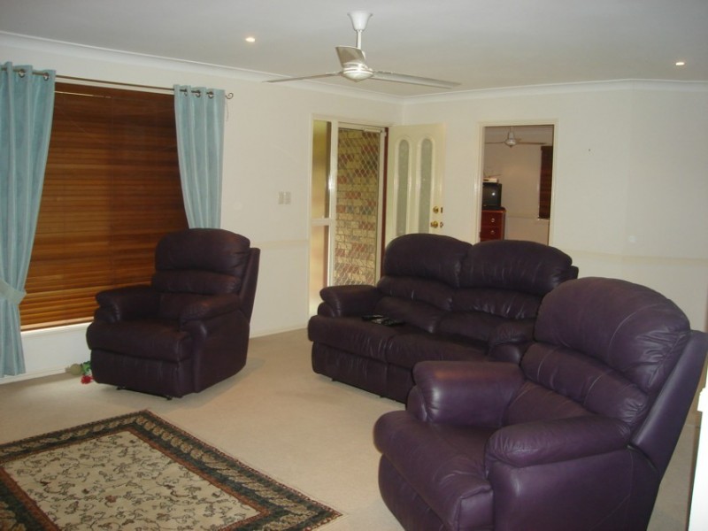 Sinnamon Park QLD 4073