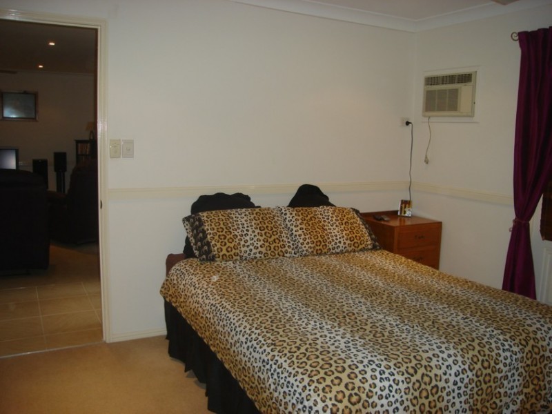 Sinnamon Park QLD 4073