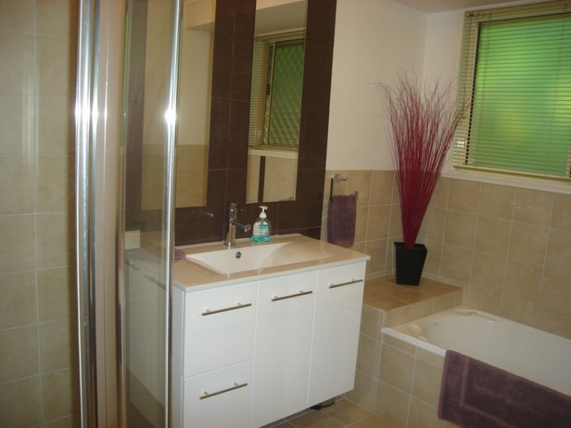 Sinnamon Park QLD 4073