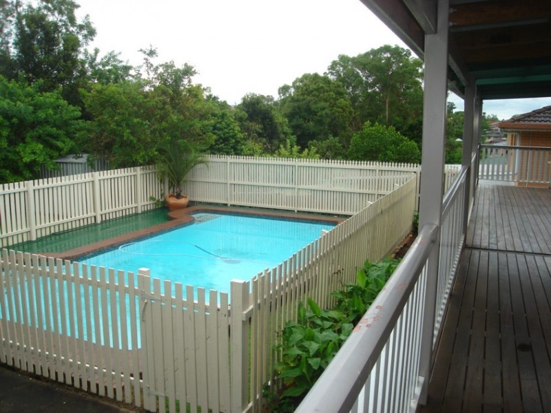 6 Horizon Dv, Jamboree Heights QLD 4074