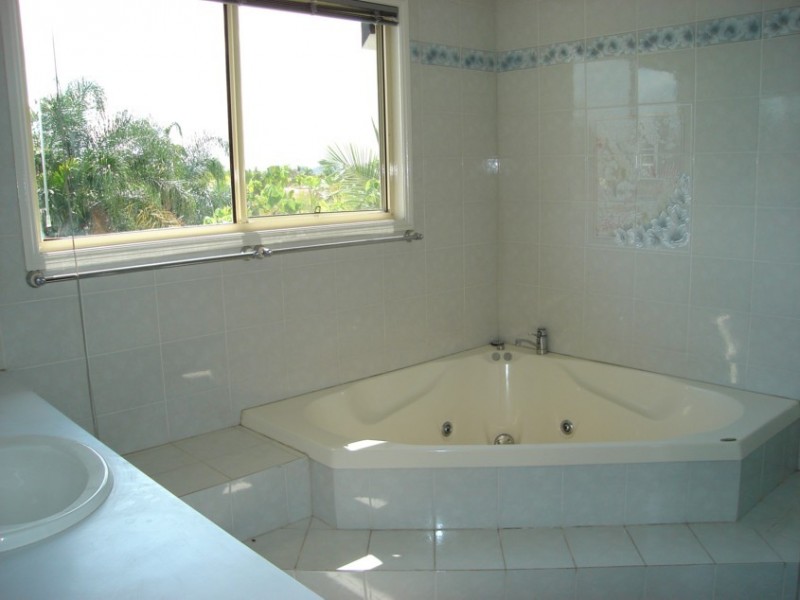 Middle Park QLD 4074