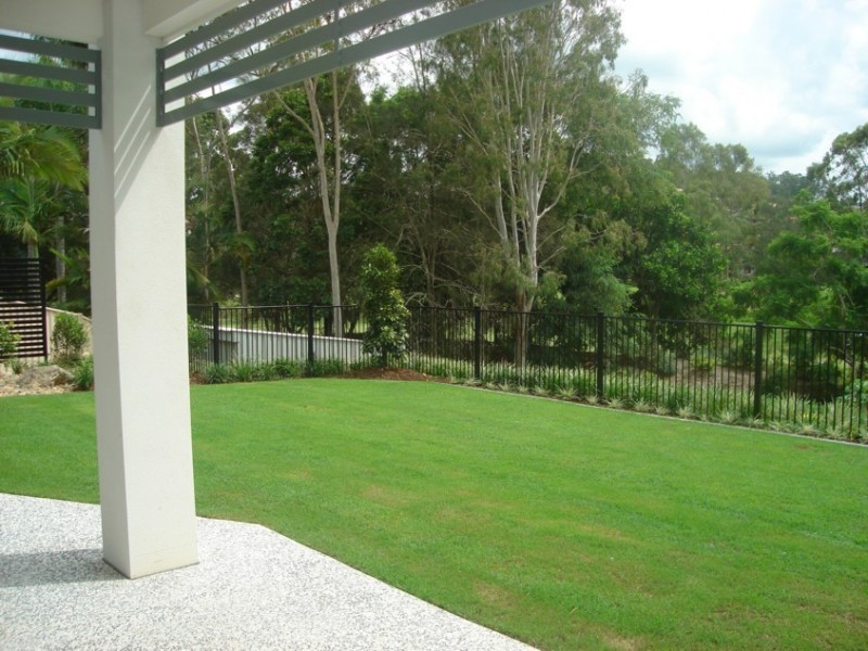 3 Rani Close, Mount Ommaney QLD 4074