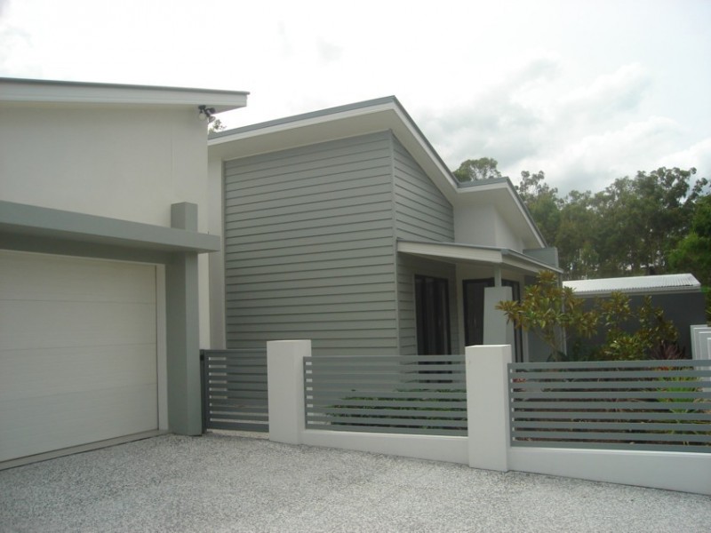 3 Rani Close, Mount Ommaney QLD 4074