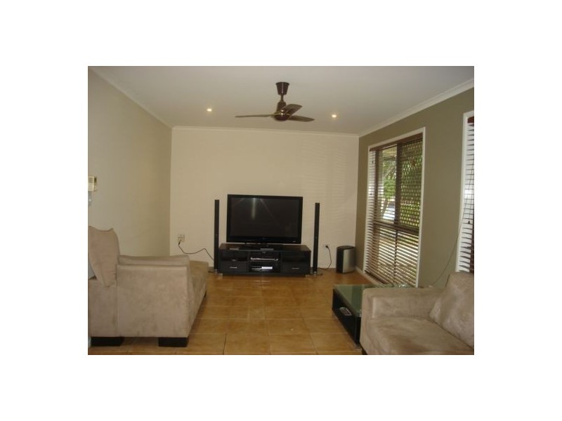 Durack QLD 4077