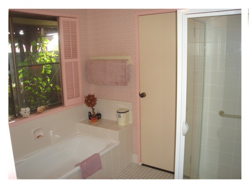 Sinnamon Park QLD 4073
