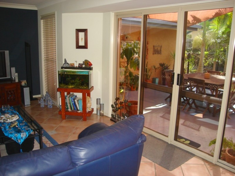 Sinnamon Park QLD 4073