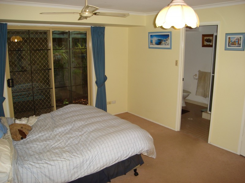 99 RAESIDE STREET, Westlake QLD 4074