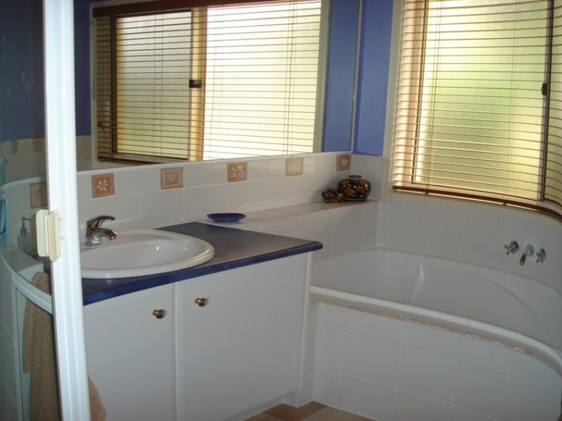 Sinnamon Park QLD 4073