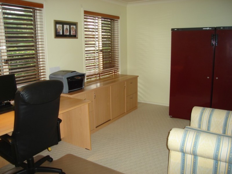 Sinnamon Park QLD 4073