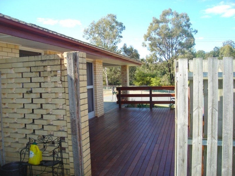 Jindalee QLD 4074